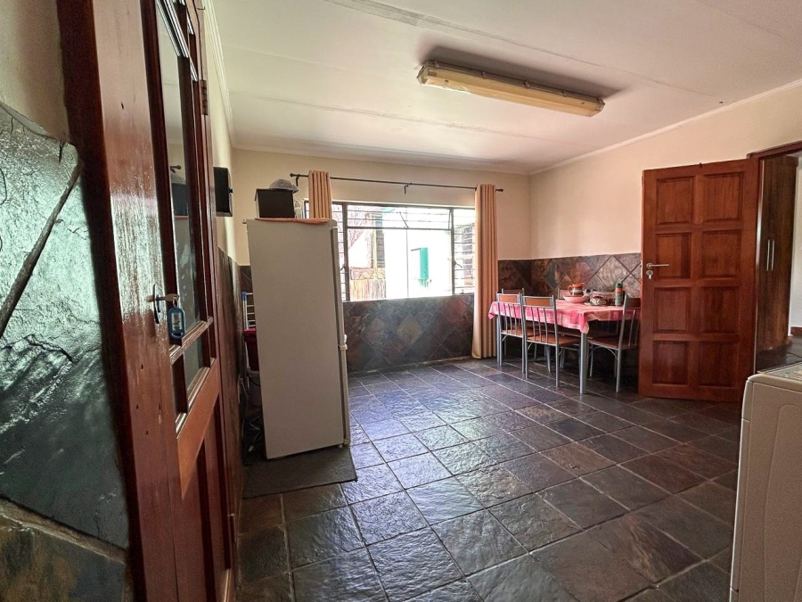 4 Bedroom Property for Sale in Lindequesdrif North West